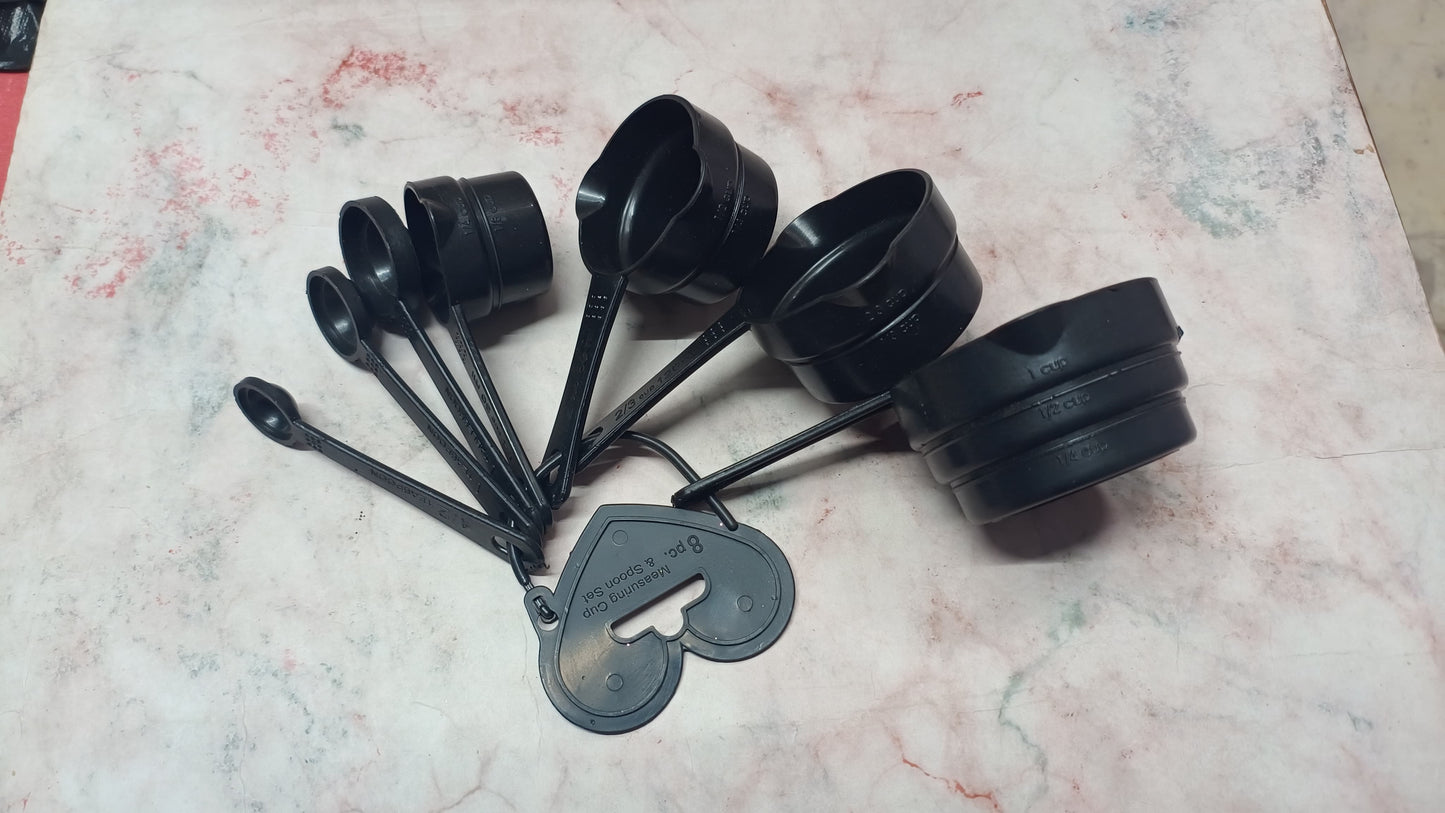 Measuring Cups and Spoons Set