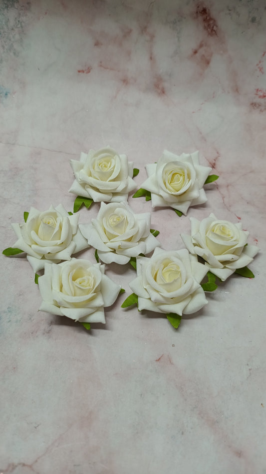 White Roses (5 pieces)