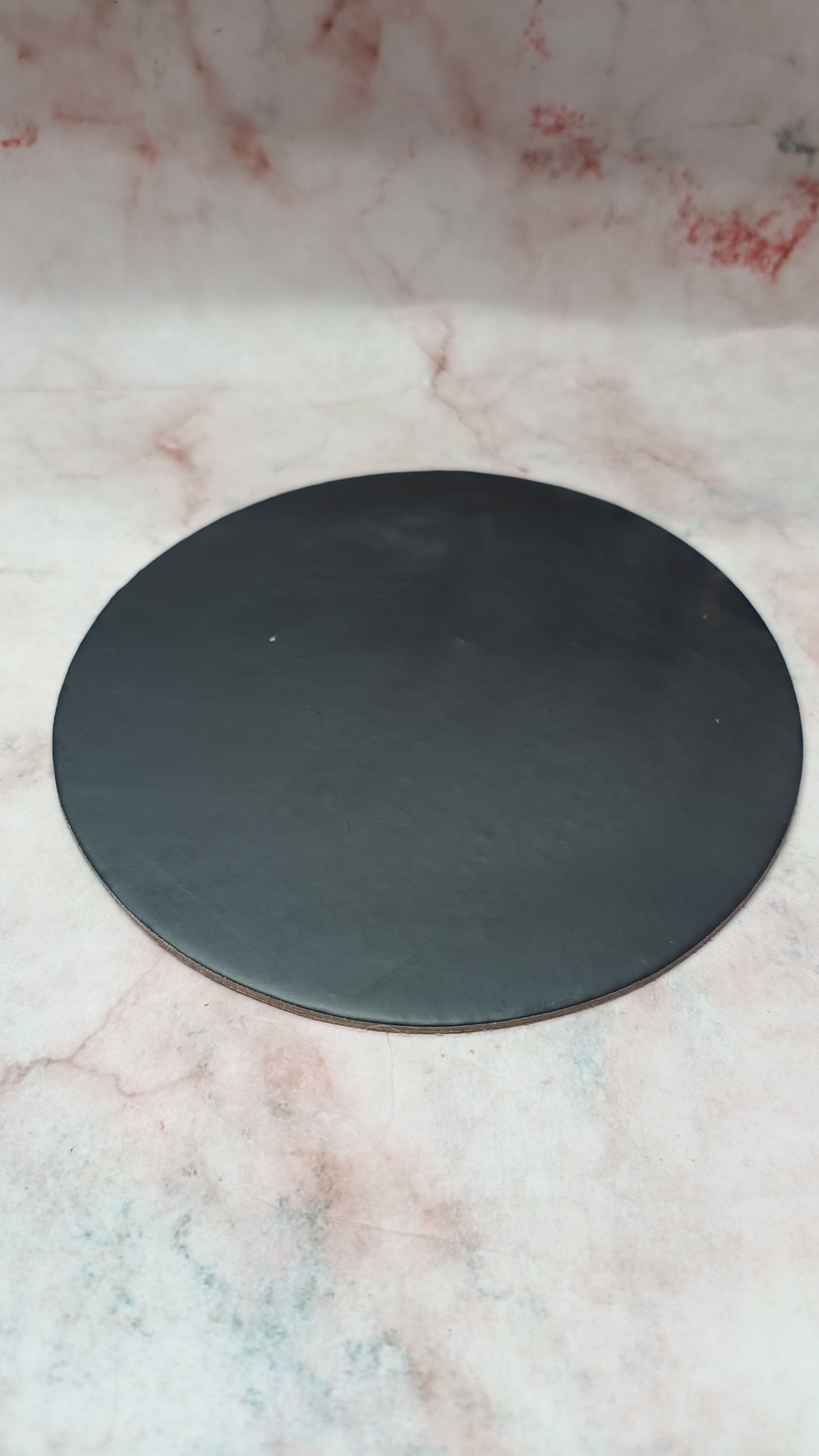 Black Cake Base ( Round )