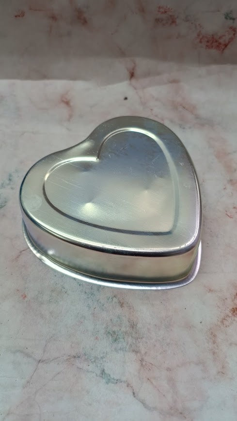 Heart Cake Tin 7 inch