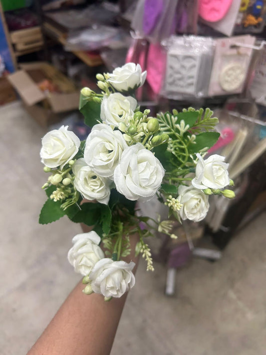 White small Rose Bunch