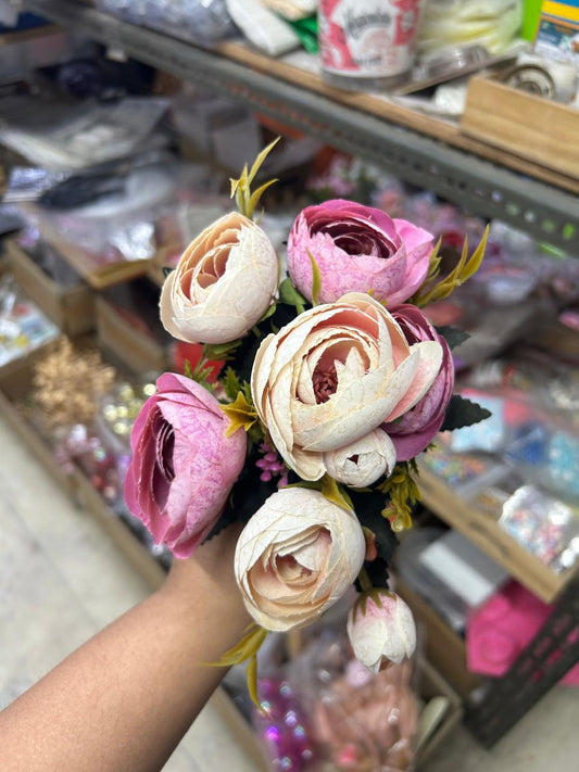 Lilac Ombre Peony Flower Bunch